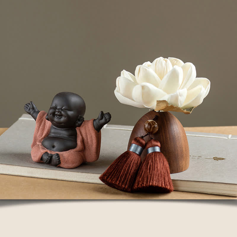 Statue Bouddha en Bois de Pêcher Noir 5,4 cm | Décoration Zen Fleur