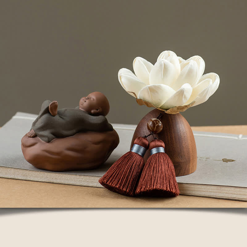 Statue Bouddha en Bois de Pêcher Noir 5,4 cm | Décoration Zen Fleur