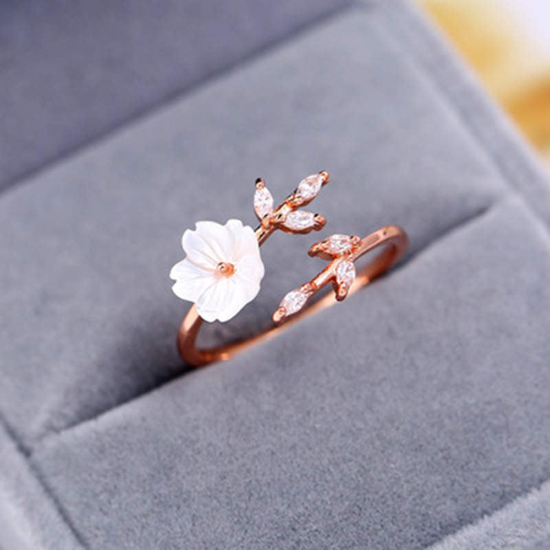 Bague Porte-Bonheur Unisexe en Cuivre – Motif Feuille de Prunier (Ajustable)