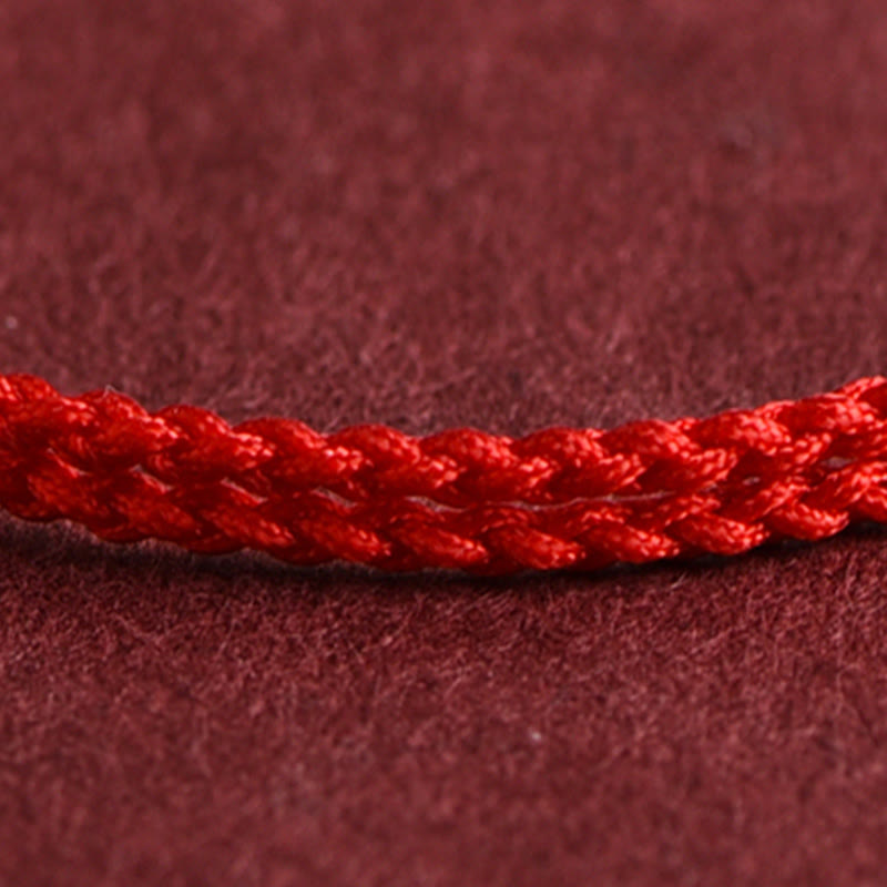 Mini-Bracelet Fil Rouge en Or 999 avec Trois Perles Porte-Bonheur