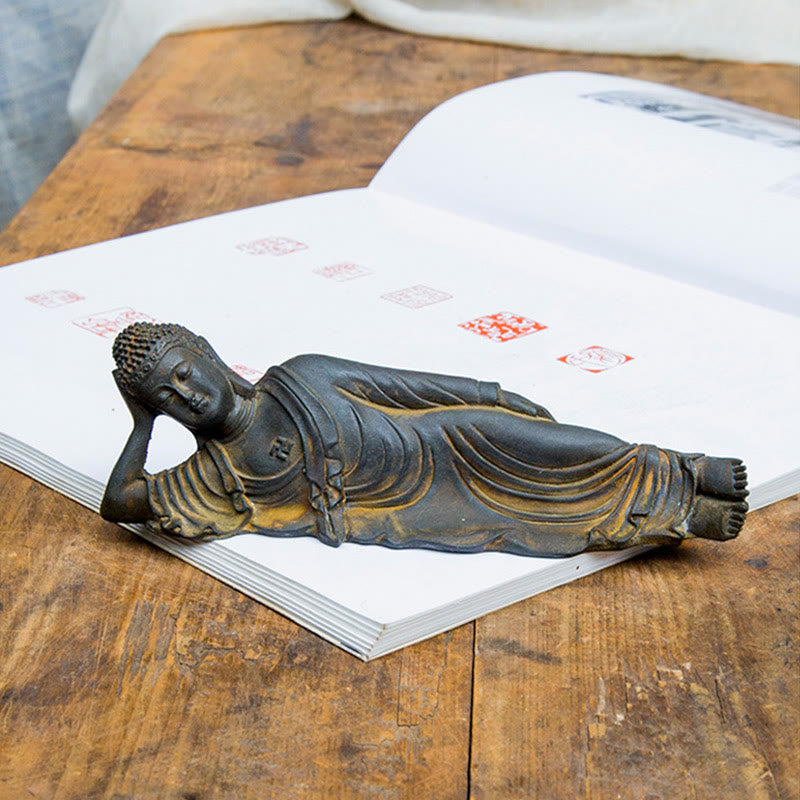 Bouddha couché Shakyamuni Poudre de fer Rouille Statue en résine coulée Décoration de la maison