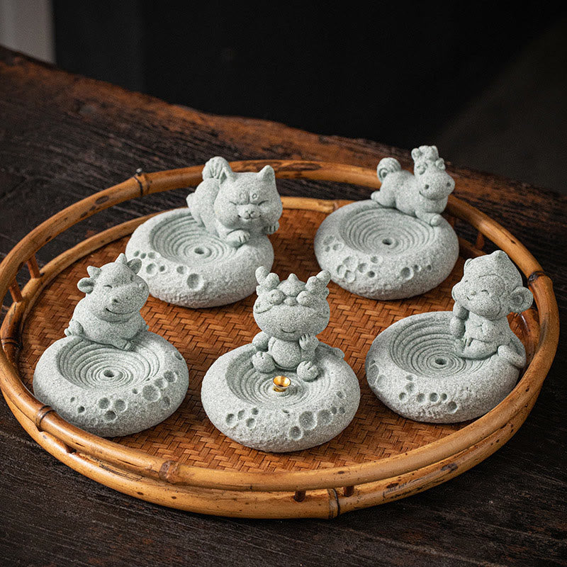 Brûleur d'encens de guérison du zodiaque chinois en Buddha Stones Décoration de bureau