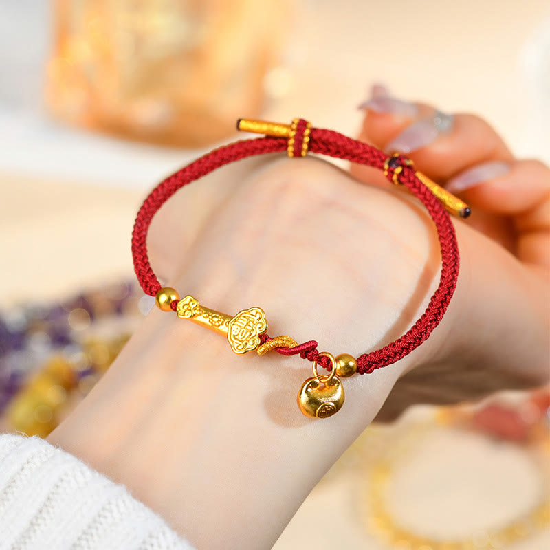 Bracelet Tressé Porte-Bonheur Fil Rouge Fu & Bâton Ruyi