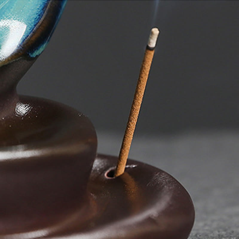 Brûleur d’Encens Lune Croissante Bleu en Céramique à Reflux – 12,2 cm