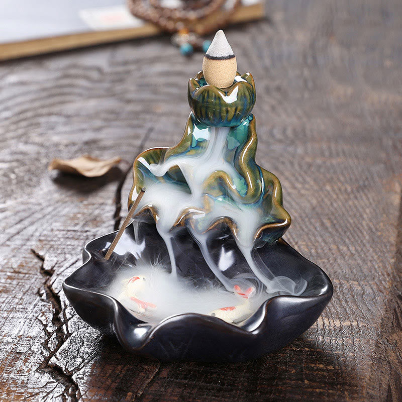 Porte-Encens à Reflux Lotus avec Poisson Koi en Céramique – 11,5 cm