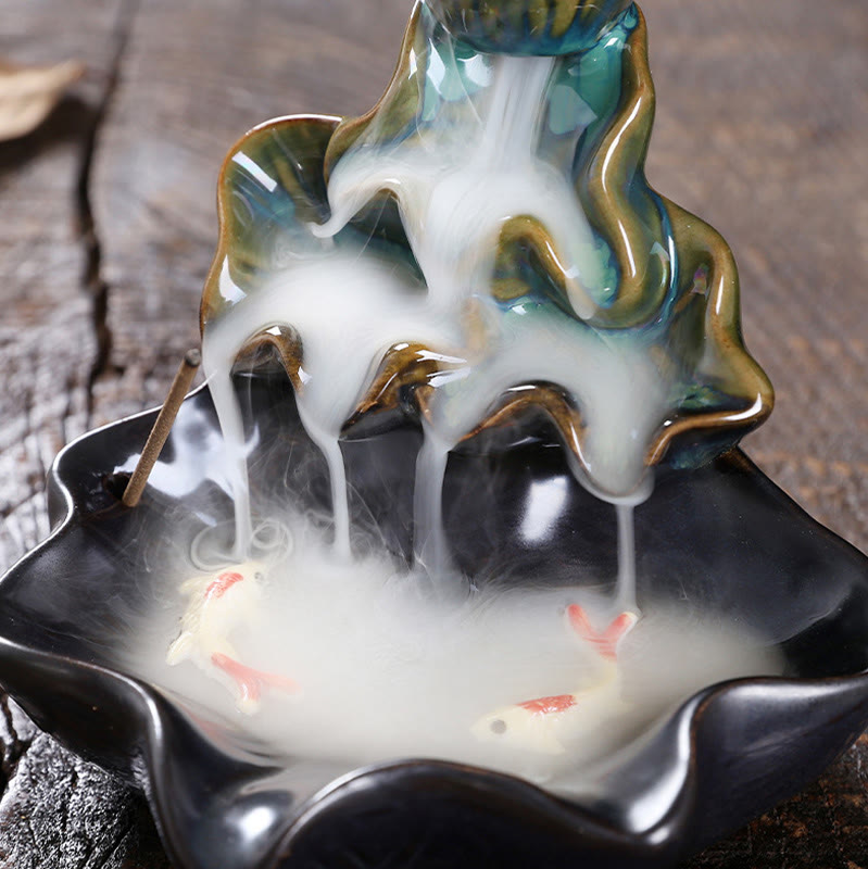 Porte-Encens à Reflux Lotus avec Poisson Koi en Céramique – 11,5 cm