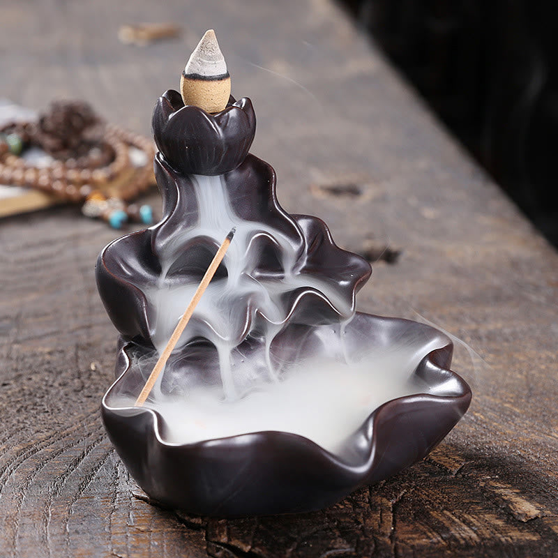 Porte-Encens à Reflux Lotus avec Poisson Koi en Céramique – 11,5 cm
