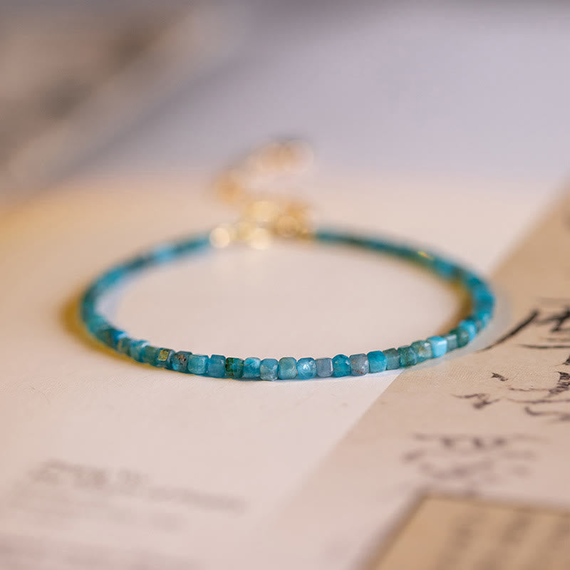 Bracelet Apatite 2,5 mm et Cœur Plaqué Or 14K