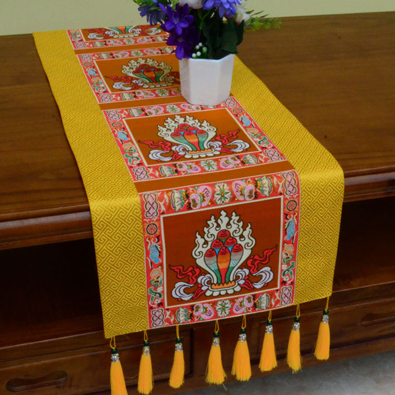 Tapis d’Autel de Méditation avec Vajra Tibétain et Symboles Auspicieux | 95 × 33 cm