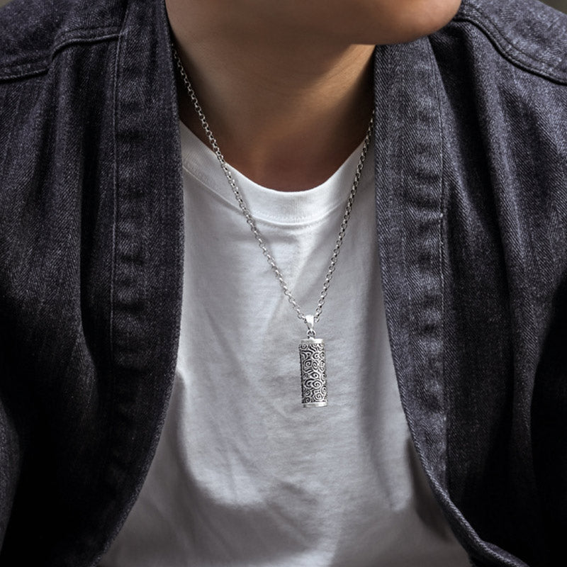 Collier Om Mani Padme Hum en Cuivre Plaqué Argent