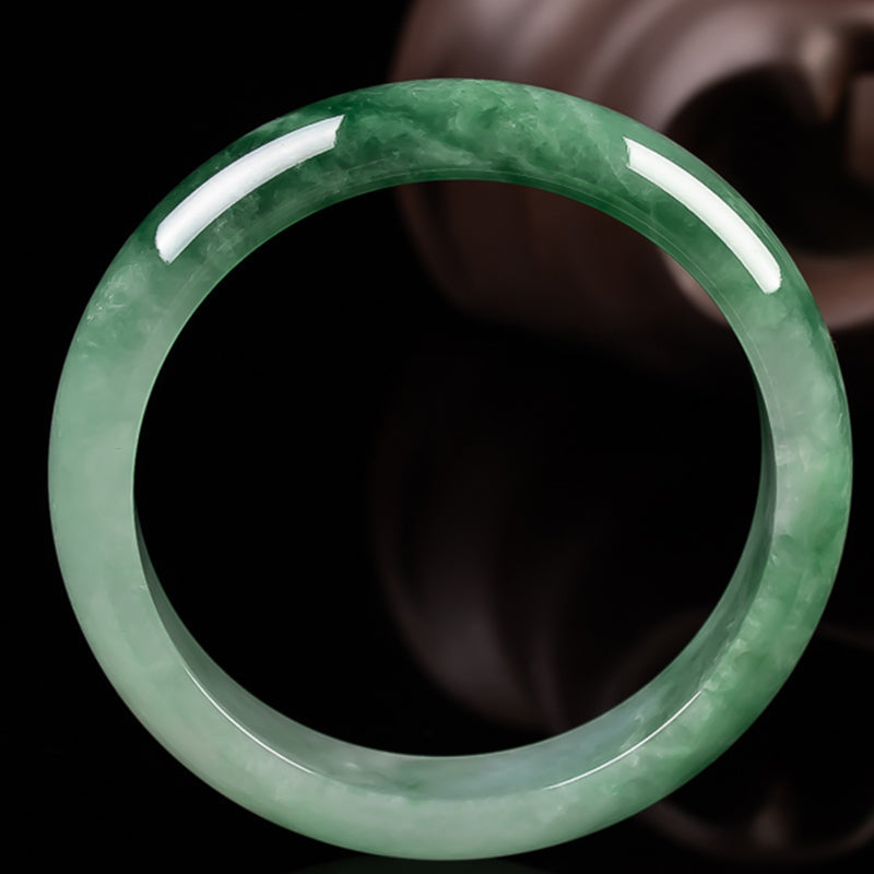 Pendentif Jade Vert Renard à Neuf Queues