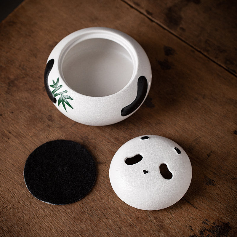 Brûleur d’Encens Panda en Céramique – Objet Décoratif Apaisant