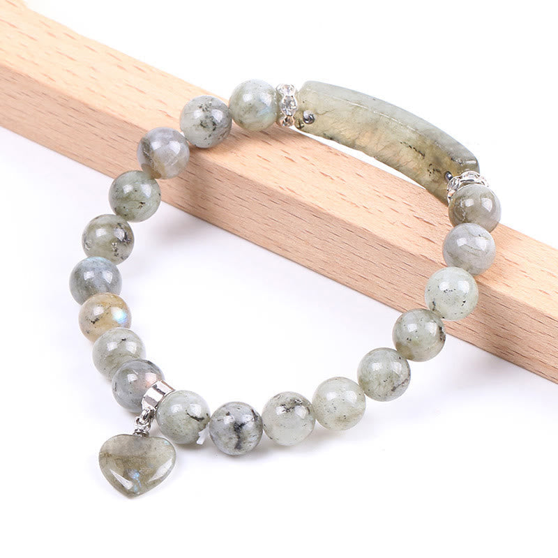 Bracelet en Améthyste Naturelle Forme Cœur 8 mm, Perles Artisanales