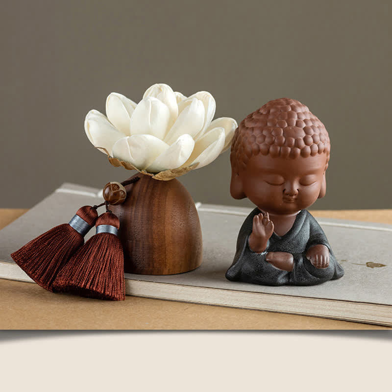 Statue Bouddha en Bois de Pêcher Noir 5,4 cm | Décoration Zen Fleur