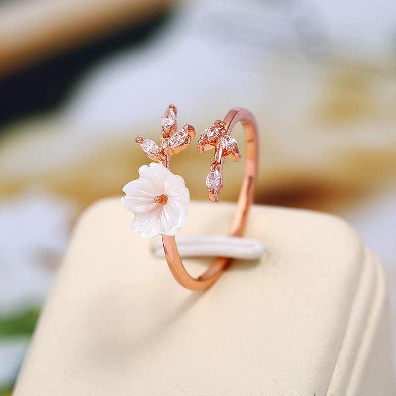 Bague Porte-Bonheur Unisexe en Cuivre – Motif Feuille de Prunier (Ajustable)