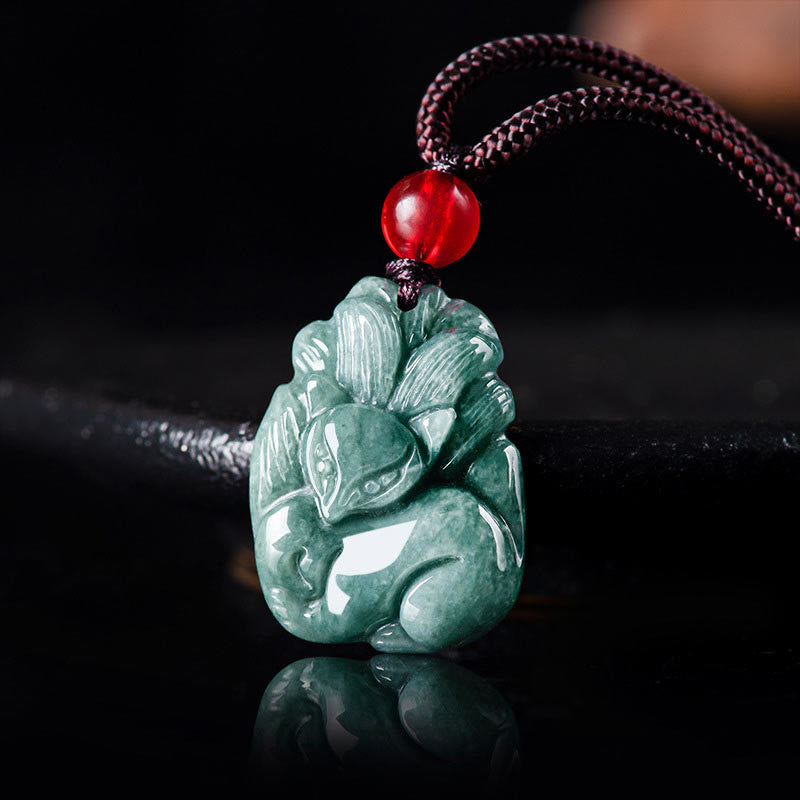 Collier de Prospérité Renard à Neuf Queues en Jade Vert Naturel – Pendentif Symbolique Unisexe