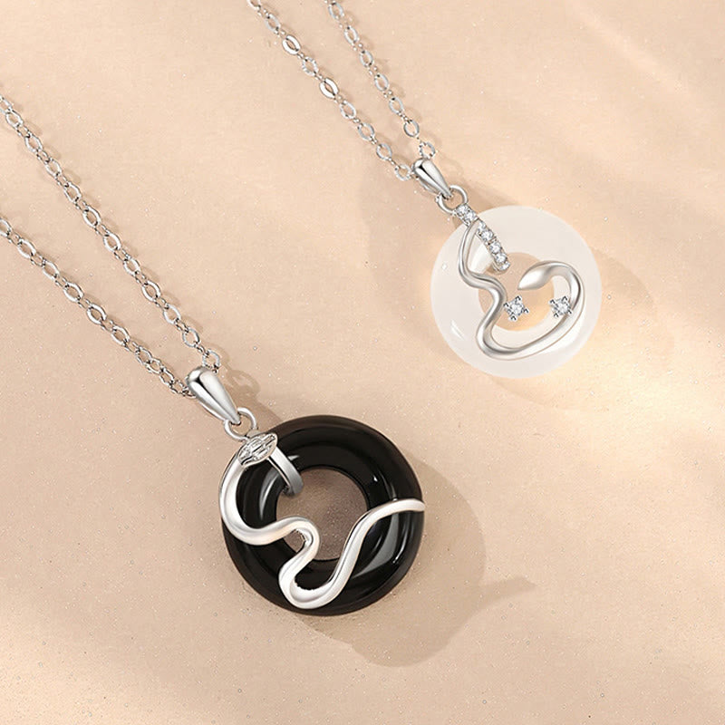 Pendentif Boucle de Paix en Argent 925 & Onyx Noir ou Calcédoine