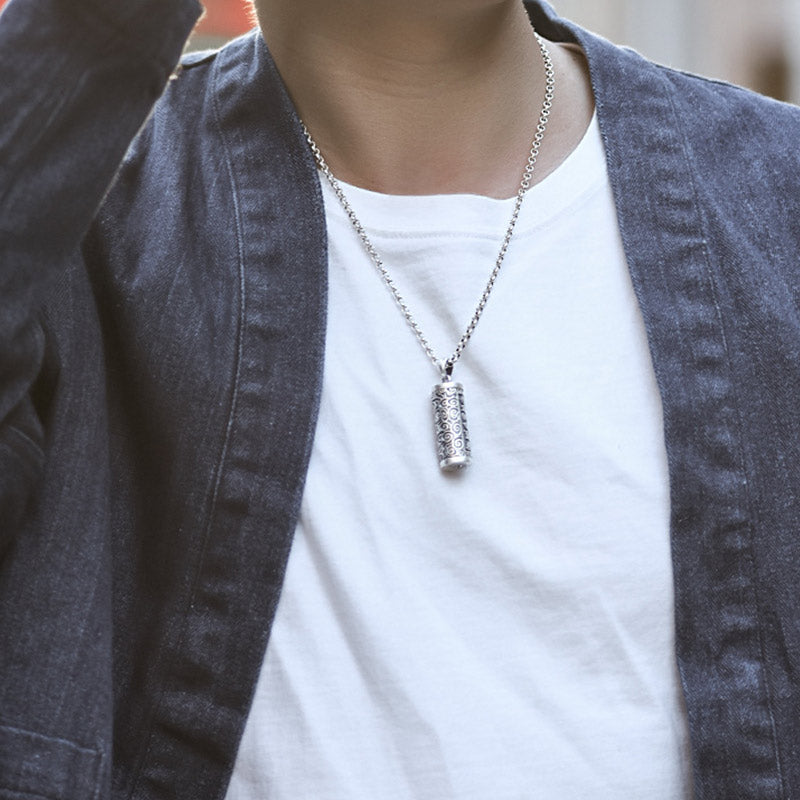 Collier Om Mani Padme Hum en Cuivre Plaqué Argent
