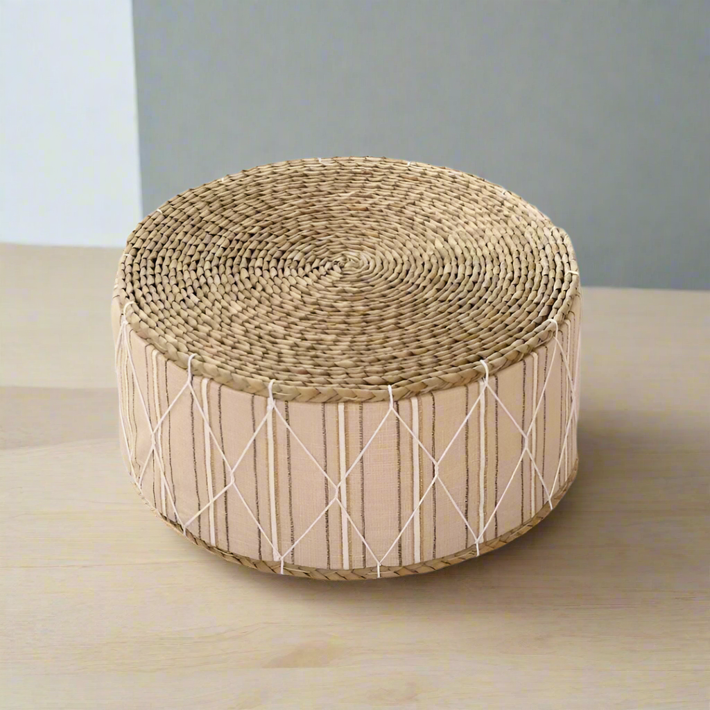 — Coussin de Méditation Japonais en Paille Naturelle | Assise Zen Artisanale