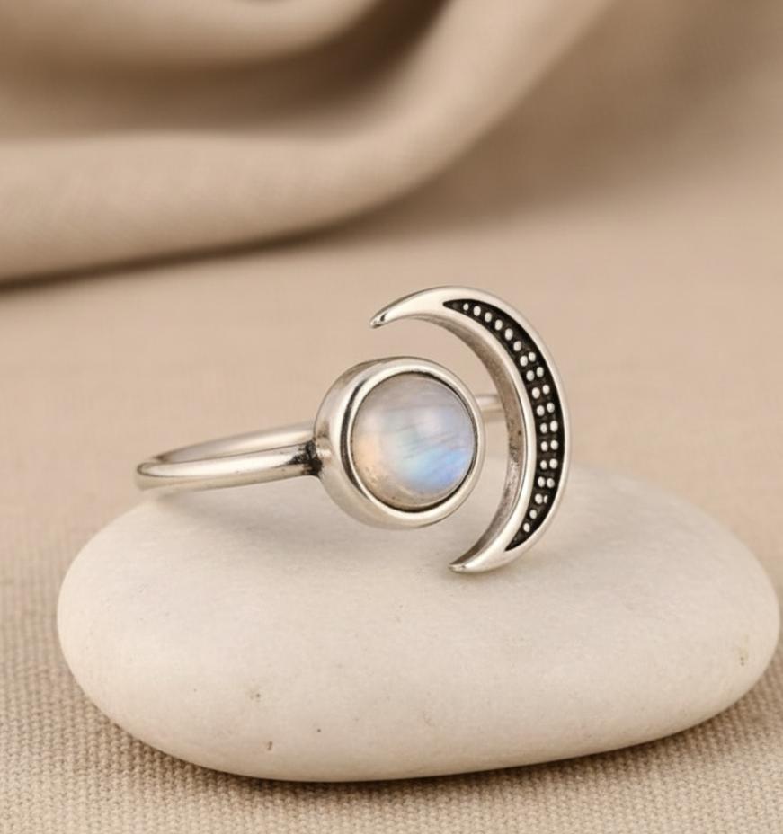 Bague Séléné en Pierre de Lune Naturelle & Argent Sterling 925 Ajustable