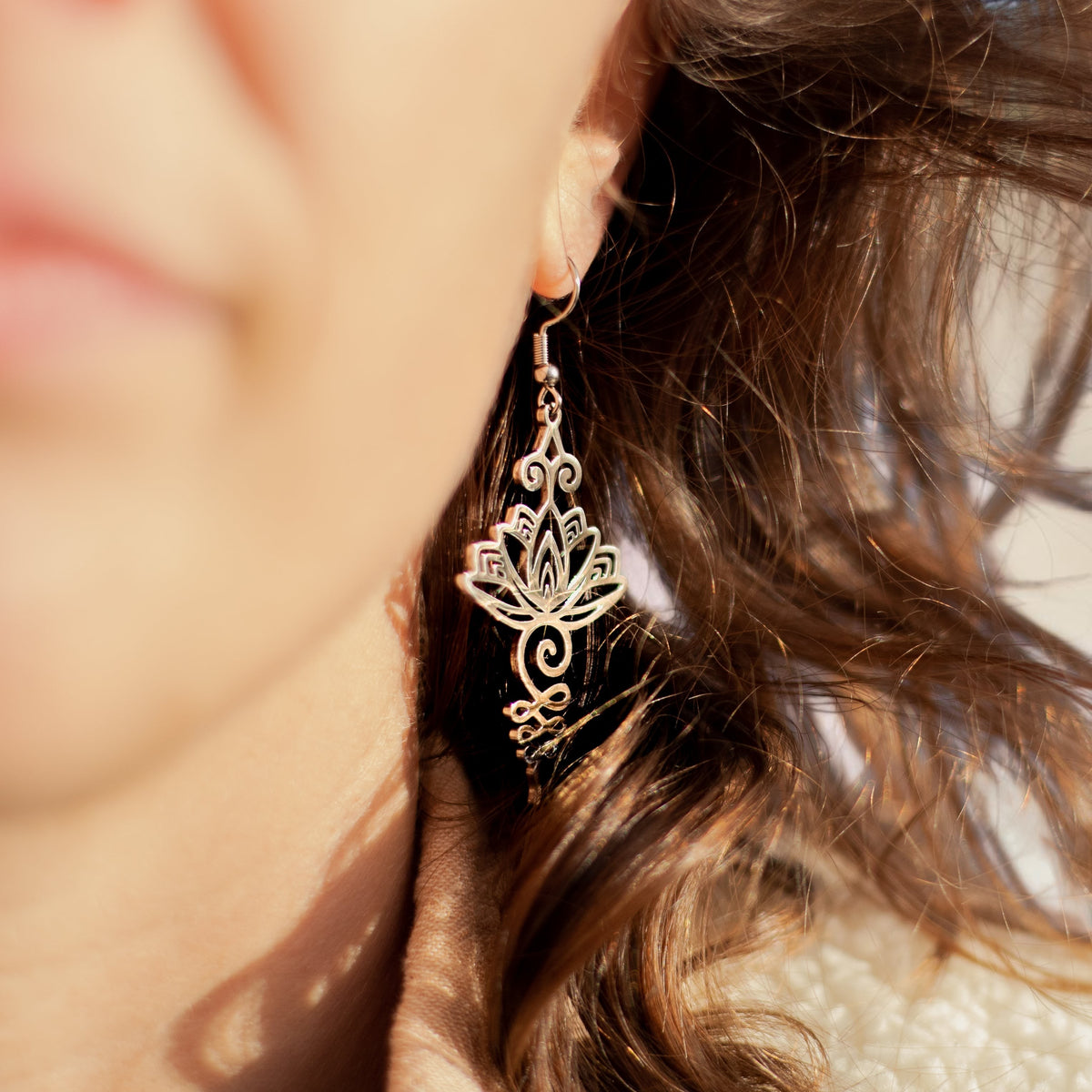 Boucles d'Oreilles Lotus Unalome