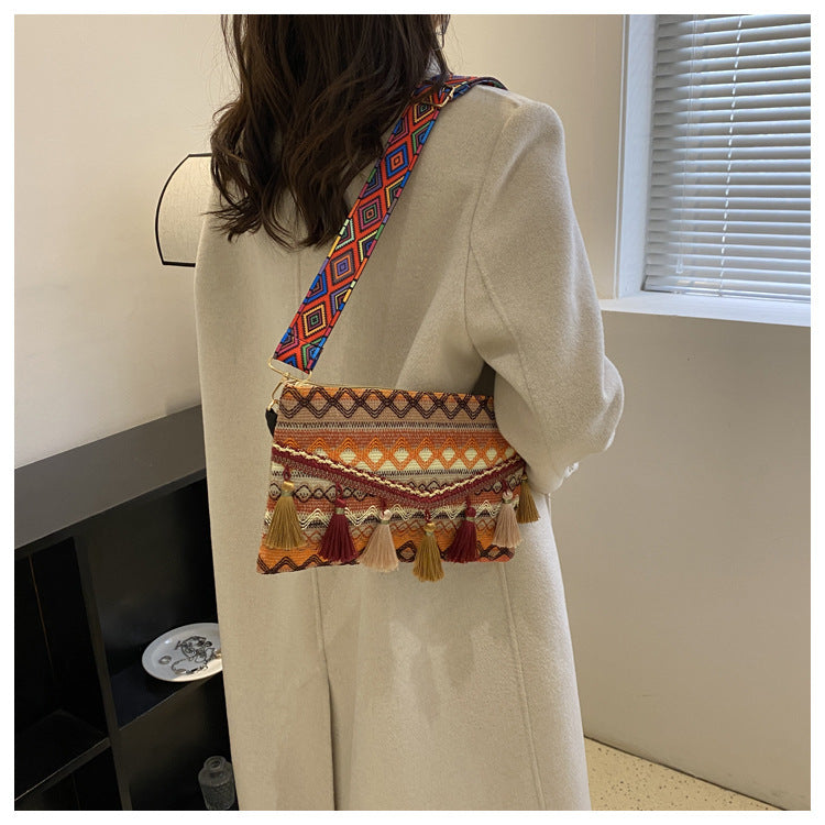 Sac à bandoulière femme vintage à franges – Polyester – 28,5 cm