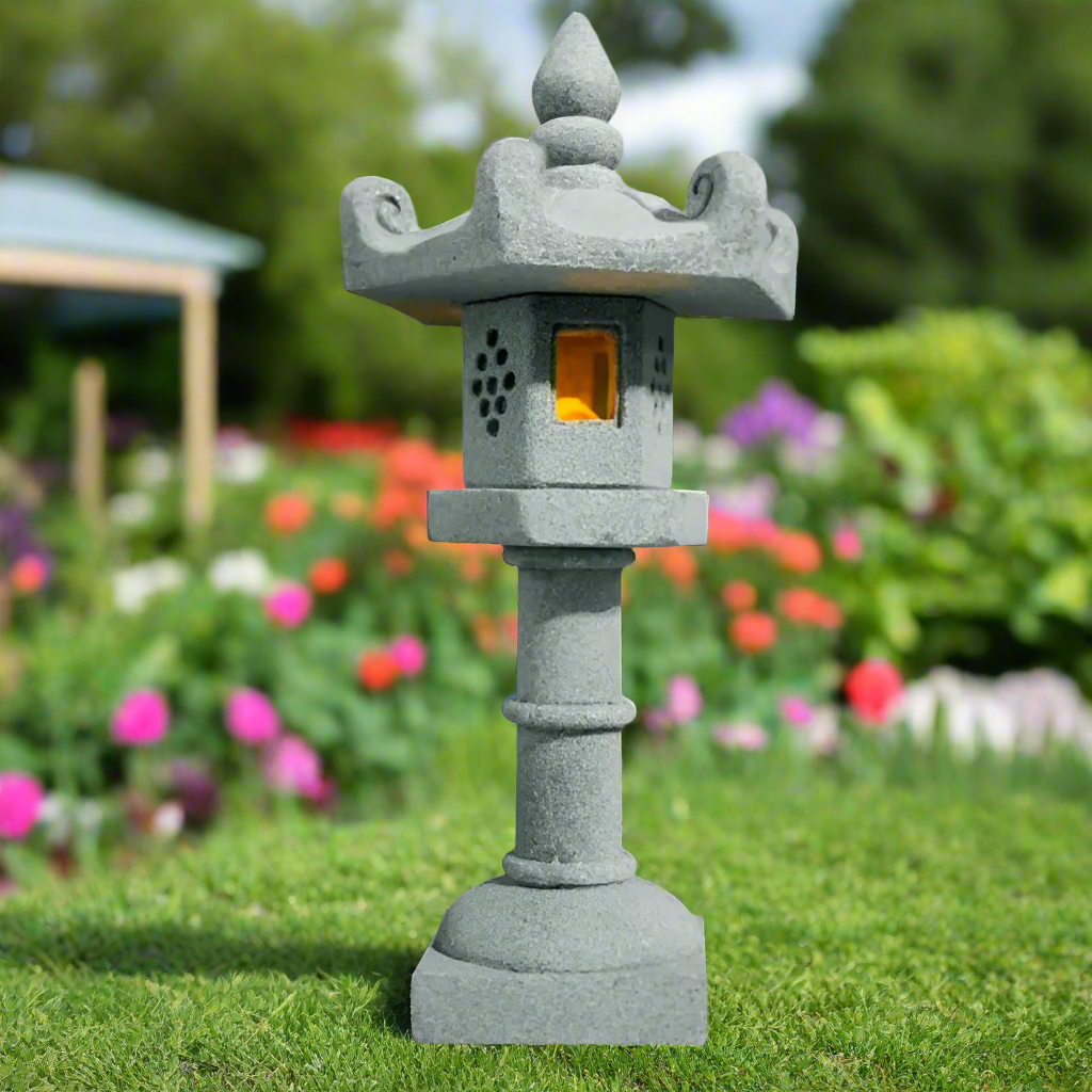 Petite Statue Japonaise en Pierre | Statue Zen Décorative Intérieur & Jardin