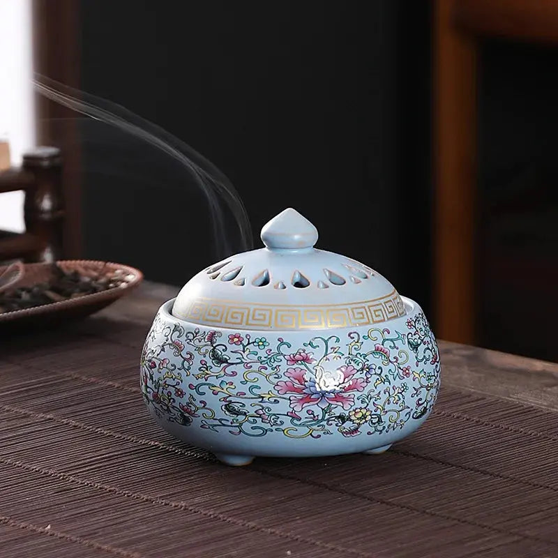 Brûleur d’Encens en Céramique Antique, Héritage & Sérénité