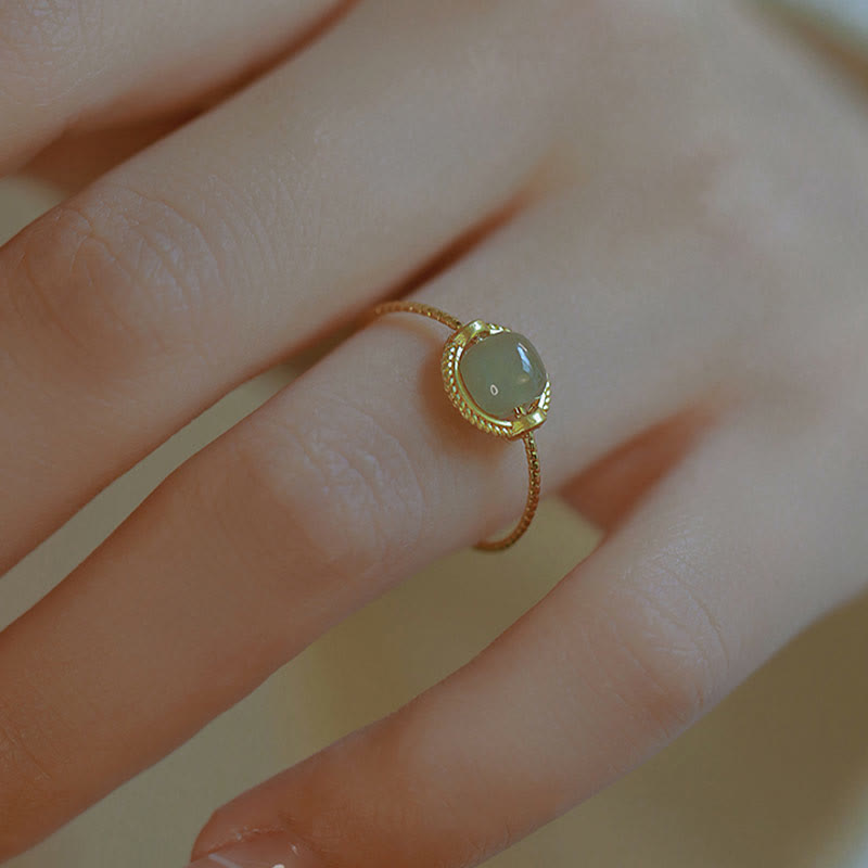 Bague Chance & Prospérité en Jade Naturel – Cuivre Plaqué Or 14 Carats – Ajustable