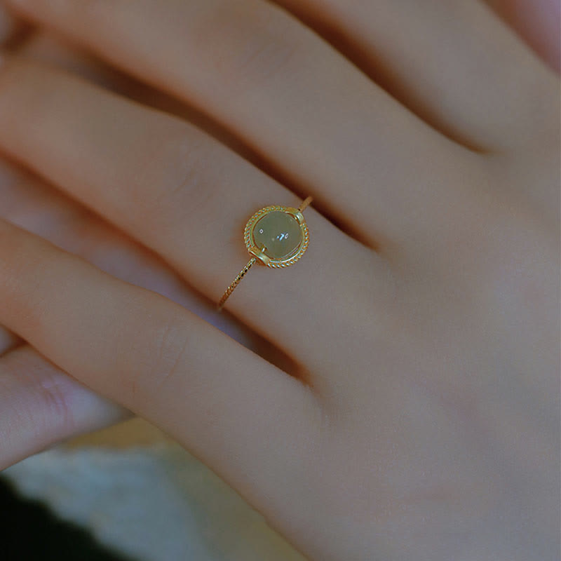 Bague Chance & Prospérité en Jade Naturel – Cuivre Plaqué Or 14 Carats – Ajustable