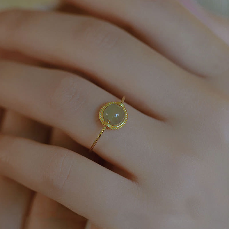 Bague Chance & Prospérité en Jade Naturel – Cuivre Plaqué Or 14 Carats – Ajustable