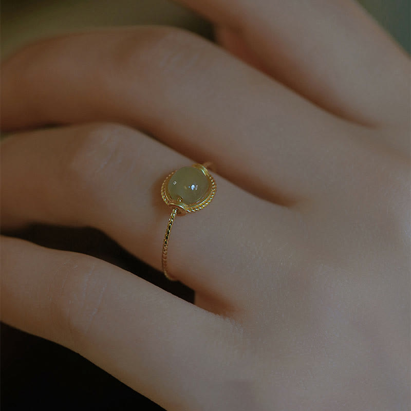 Bague Chance & Prospérité en Jade Naturel – Cuivre Plaqué Or 14 Carats – Ajustable