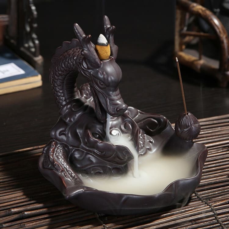 Brûleur d’Encens “La Légende du Dragon” – Support Artisanat & Atmosphère Zen pour Cônes Backflow