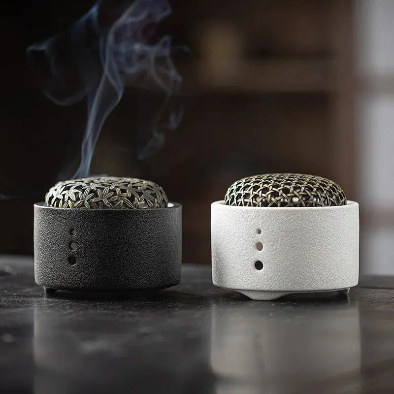Brûleur d’Encens Moderne en Céramique pour Ambiance Zen Intérieure