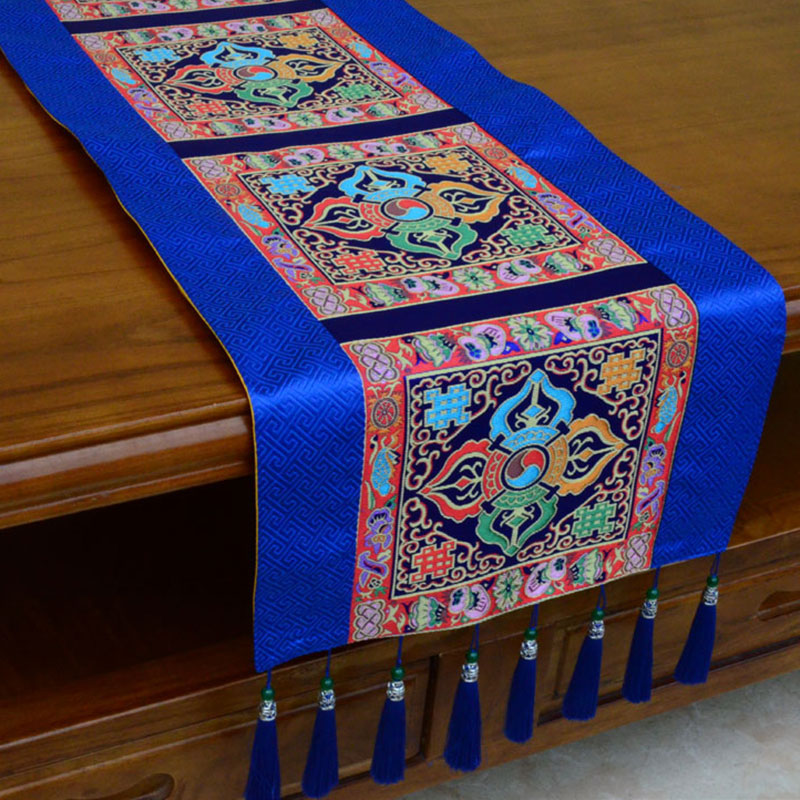 Tapis d’Autel de Méditation avec Vajra Tibétain et Symboles Auspicieux | 95 × 33 cm