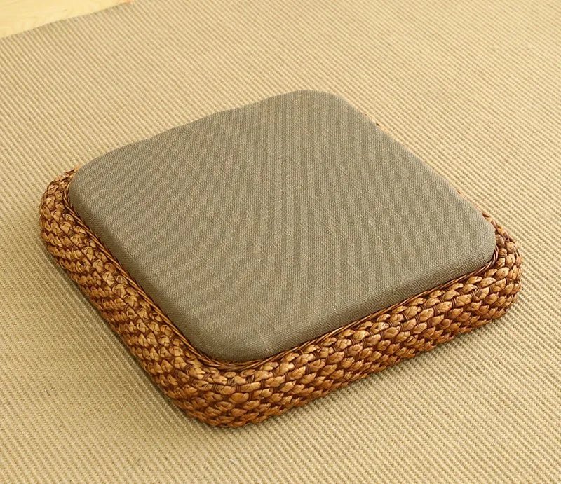 Coussin “TatamiSerenity” en Paille Naturelle – Assise Sol & Méditation Zen