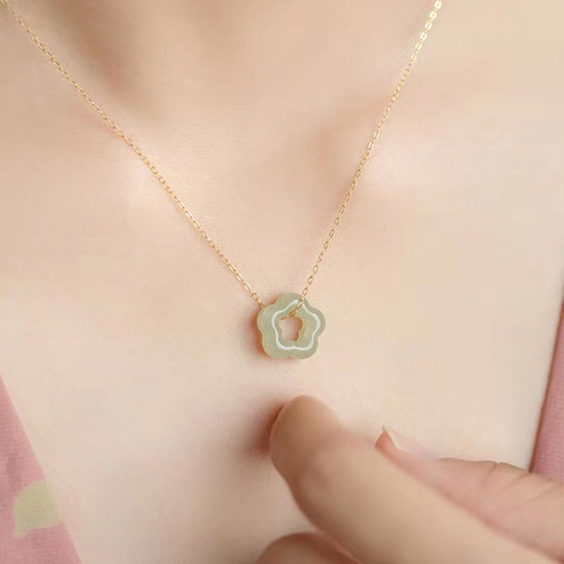Collier Floral en Jade Hetian ou Jade Cyan Naturel