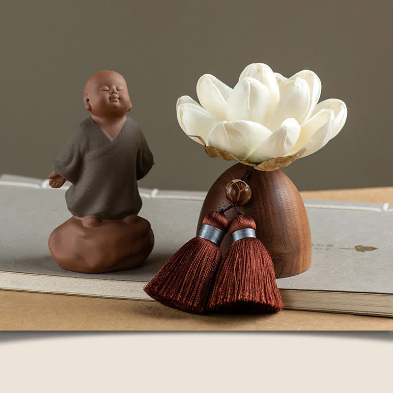 Statue Bouddha en Bois de Pêcher Noir 5,4 cm | Décoration Zen Fleur