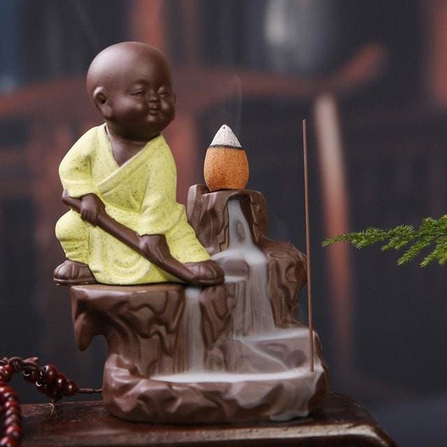 Encensoir “Moine Shaolin” – Support Décoratif & Aromathérapie pour Encens Bâtons & Cônes