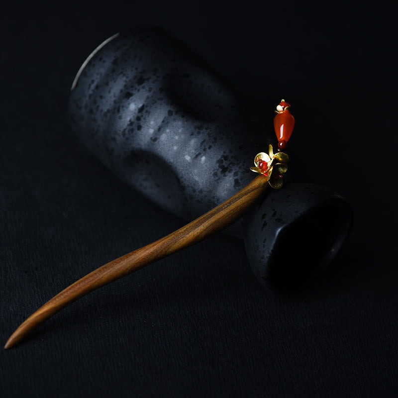 Pic à Cheveux Bois de Santal Vert & Agate Rouge – 16 cm