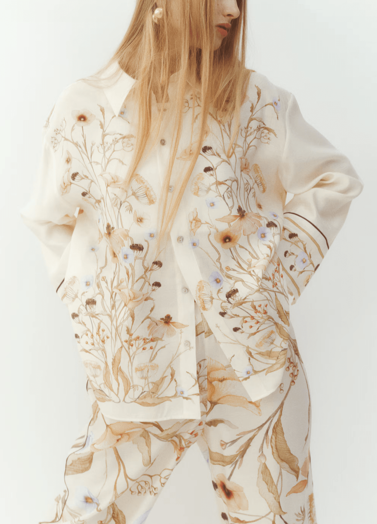 Kimono court femme motif pivoine blanc – Magnolia