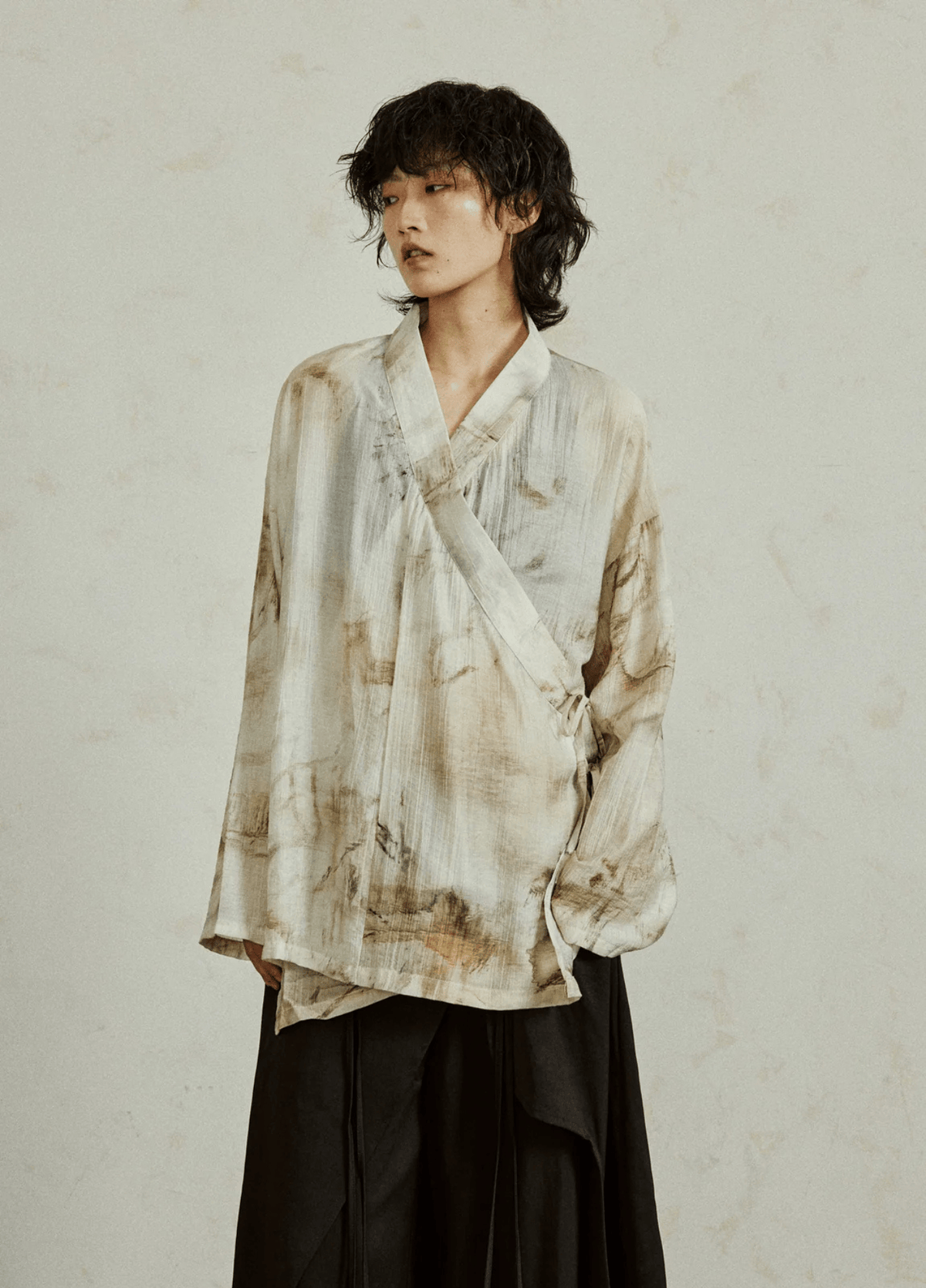 Kimono court femme gaze imprimé encre beige – Sumi-e