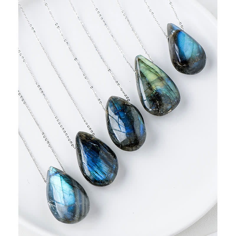 Collier Pendentif Goutte d’Eau en Labradorite Naturelle