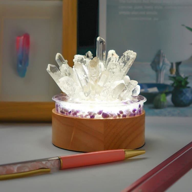 Lampe de Chevet en Quartz Clair – Lumière Pure & Énergie Cristalline