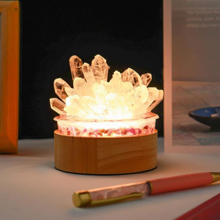 Lampe de Chevet en Quartz Clair – Lumière Pure & Énergie Cristalline