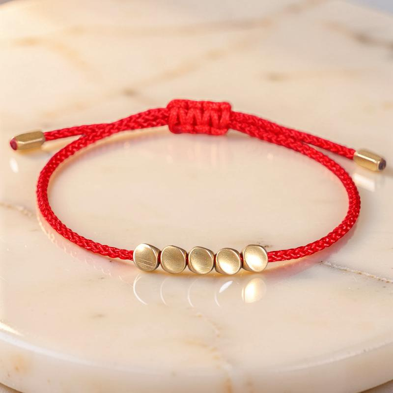 Bracelet Fil Rouge – Lumière et Protection