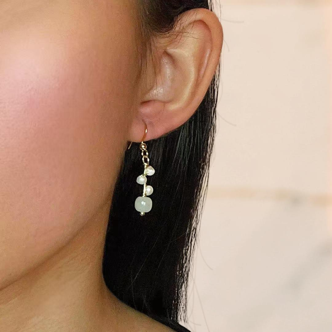 Boucles d’Oreilles Jade Néphrite et Perle – Équilibre Naturel