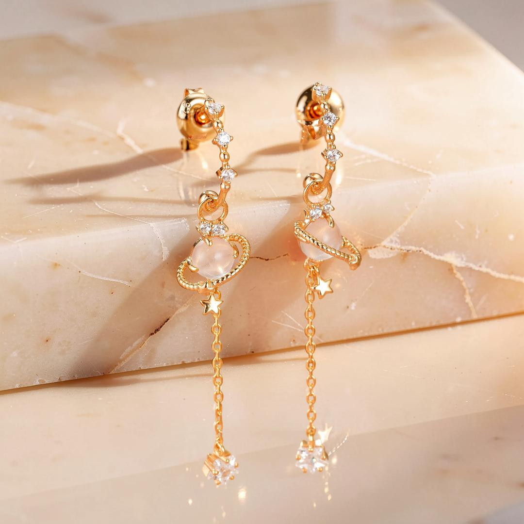Boucles d’Oreilles Quartz Rose – Galaxie Intérieure, Argent Plaqué Or 14K