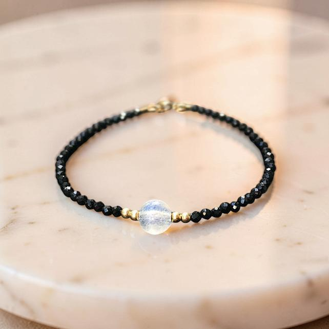 Bracelet Pierre de Lune et Spinelle – Lumière, Plaqué Or