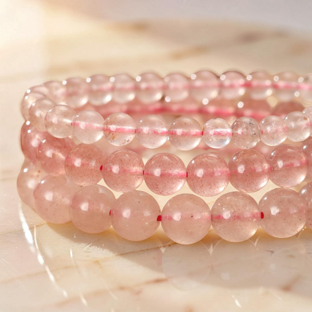 Bracelet Quartz Fraise – Tendresse Vibrante